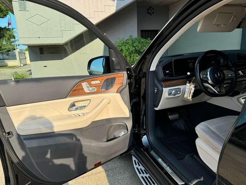 Usata Mercedes GLS400 Premium Plus 330 CV (242 kW) 2019 Nero SUV