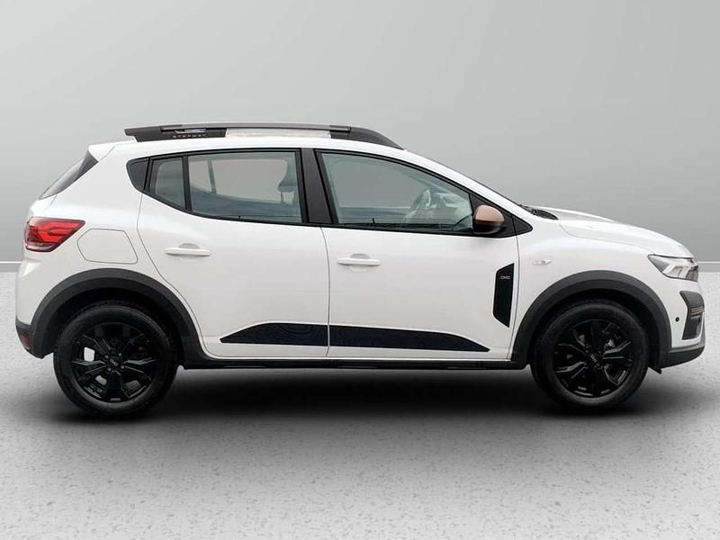 Usata Dacia Sandero Extreme 101 CV (74 kW) 2024 Bianco Berlina