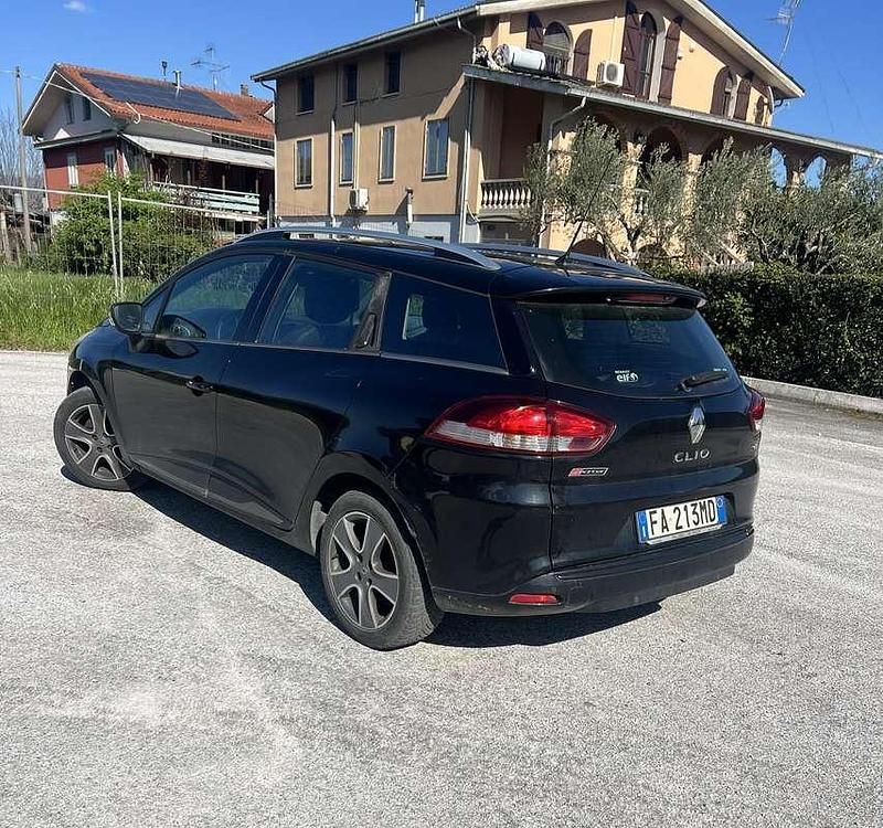 Usata Renault Clio GrandTour 90 CV (66 kW) 2015 Station wagon