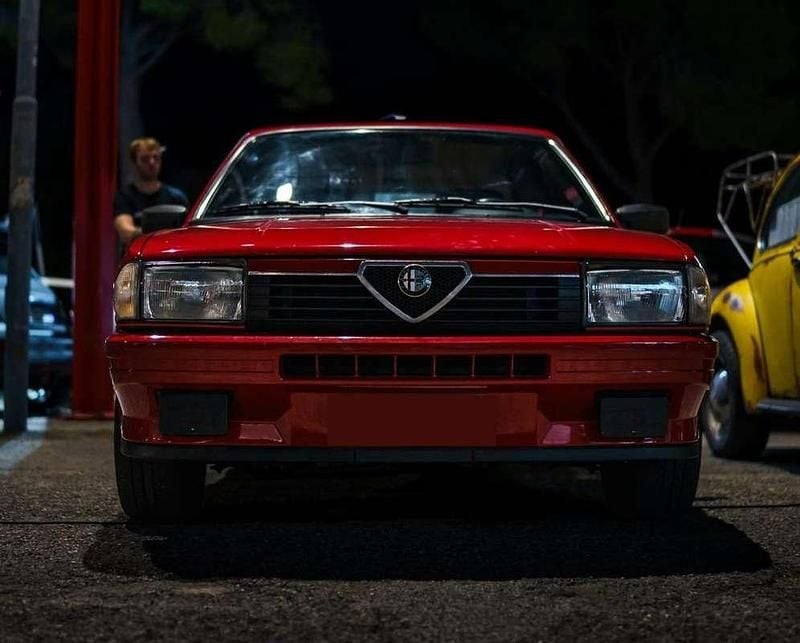 Usata Alfa Romeo 33 Quadrifoglio Verde 118 CV (86 kW) 1989 Rosso Berlina