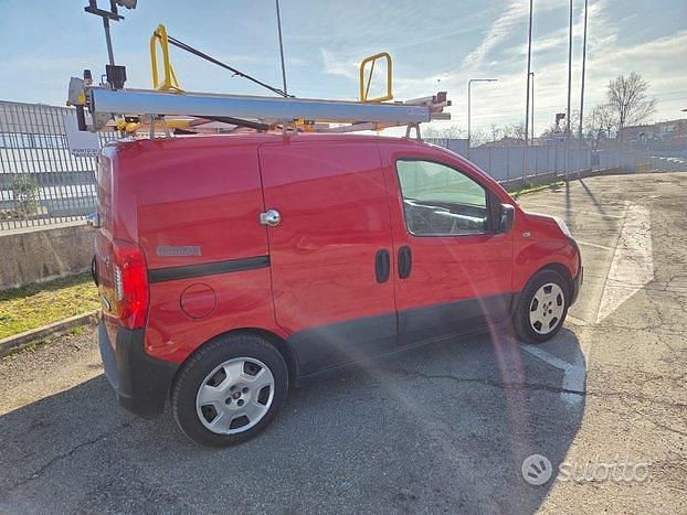 Usata Fiat Fiorino 80 CV (58 kW) 2017 Rosso Monovolume
