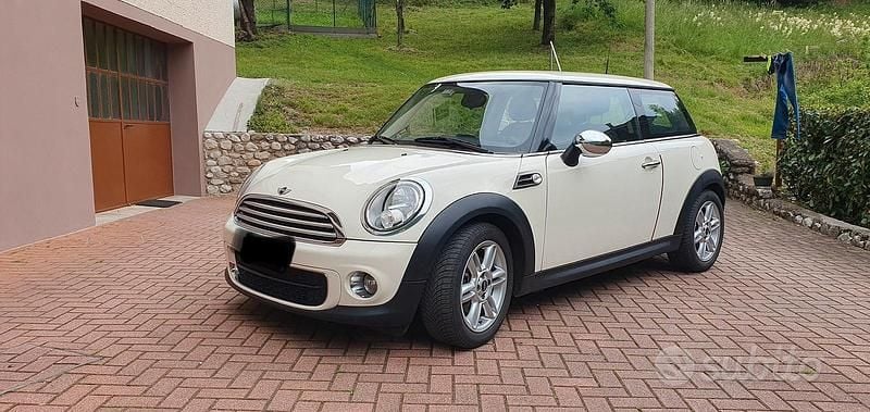 Usata Mini One D 90 CV (66 kW) 2010 Bianco Utilitaria