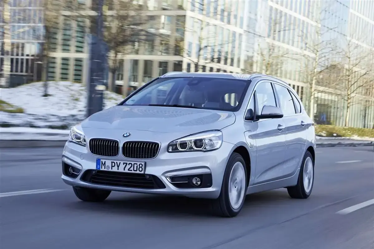 Usata BMW 216 Active Tourer 116 CV (85 kW) 2016 Nero metallizzato Monovolume