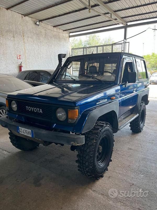 Usata Toyota Land Cruiser 1986 Blu SUV