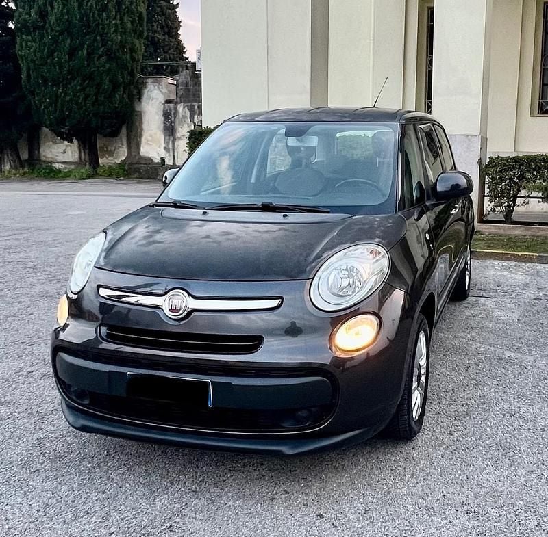 Usata Fiat 500L 80 CV (58 kW) 2015 Grigio Monovolume