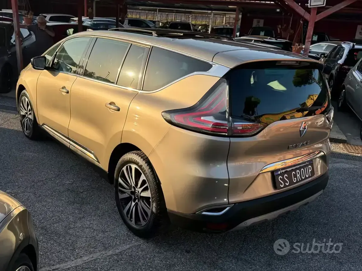 Usata Renault Espace Initiale Paris 160 CV (117 kW) 2016 Grigio Monovolume
