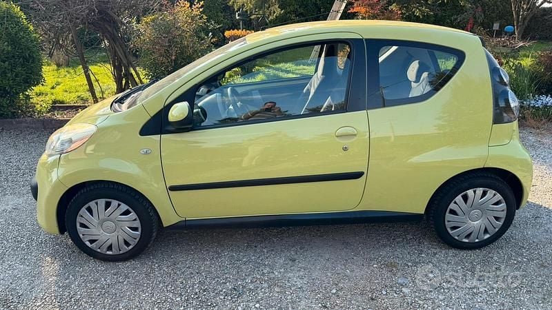 Usata Citroën C1 68 CV (50 kW) 2006 Giallo Utilitaria