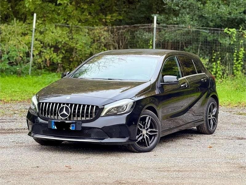 Usata Mercedes A200 Premium 140 CV (102 kW) 2016 Monovolume
