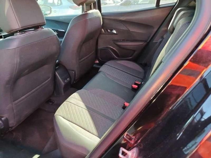 Usata Peugeot 2008 Allure 101 CV (74 kW) 2025 Nero SUV