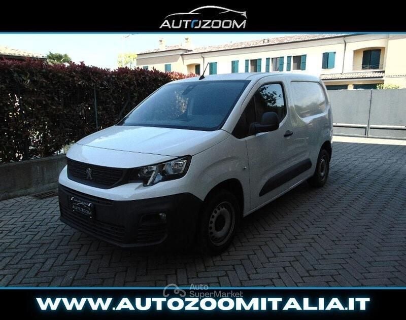 Usata Peugeot Partner Premium 99 CV (72 kW) 2019 Bianco Monovolume