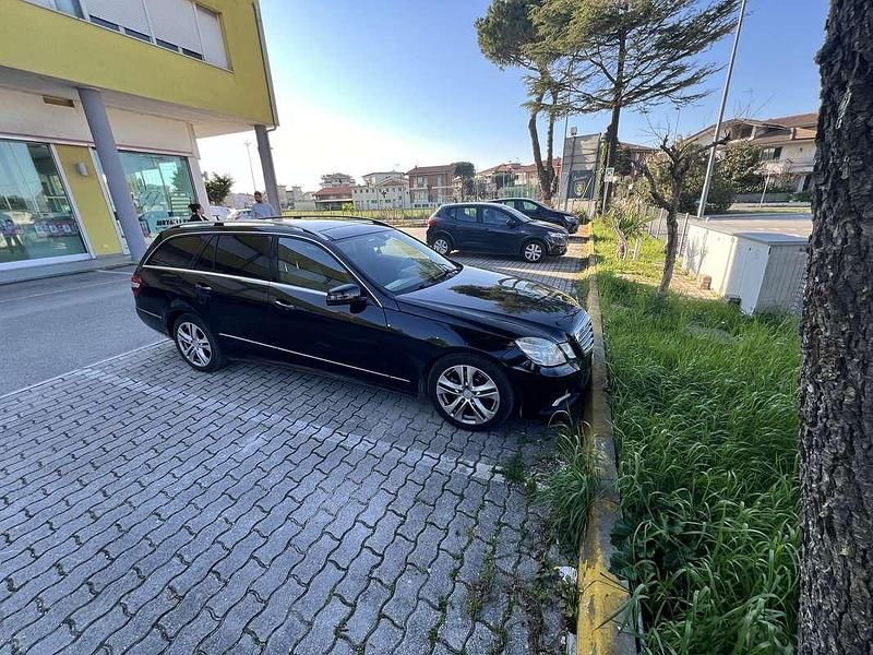 Usata Mercedes E220 Avantgarde 170 CV (125 kW) 2010 Station wagon