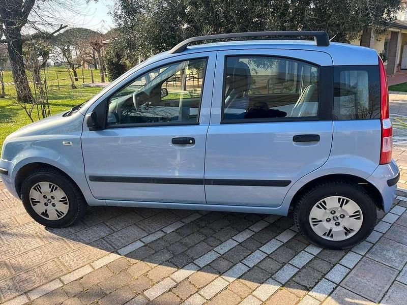 Usata Fiat Panda Dynamic 69 CV (50 kW) 2006 Blu/azzurro Utilitaria