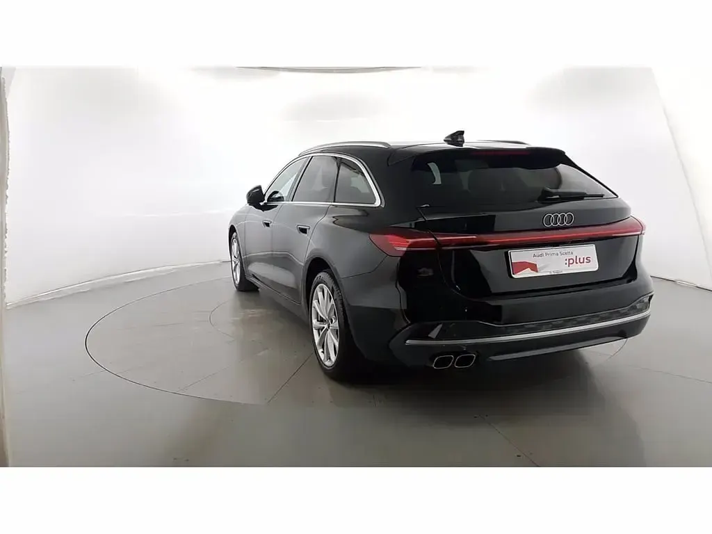 Usata Audi A5 Advanced Plus 204 CV (150 kW) 2025 Nero mito metallizzato Station wagon
