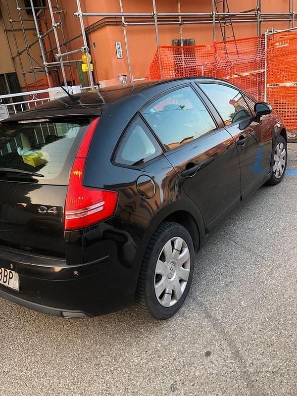 Usata Citroën C4 109 CV (80 kW) 2007 Nero