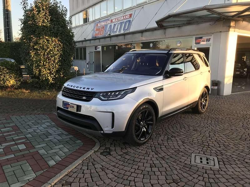 Grigio Usata 2017 Land Rover Discovery 5 HSE SUV | 29.900 € (Cara) - Immagine 1/2