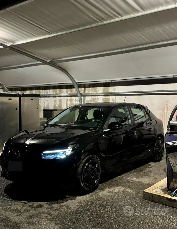 Usata Opel Corsa 75 CV (55 kW) 2024 Nero Utilitaria