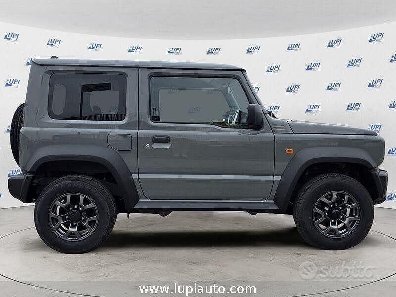 Nuova Suzuki Jimny GL 102 CV (75 kW) 2025 Grigio SUV