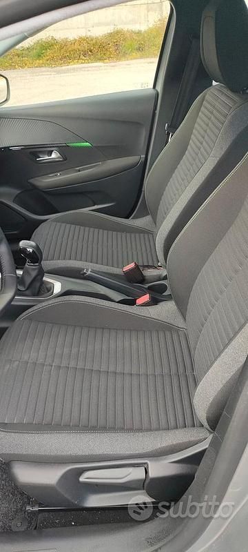Usata Peugeot 208 2024 Grigio Utilitaria