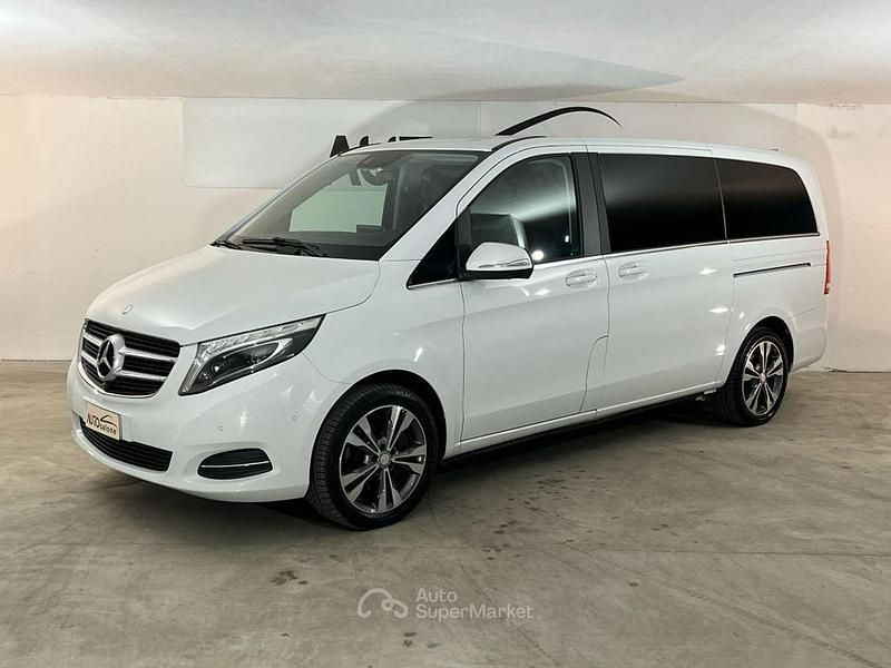 Usata Mercedes V300 Premium 190 CV (139 kW) 2015 Bianco Monovolume