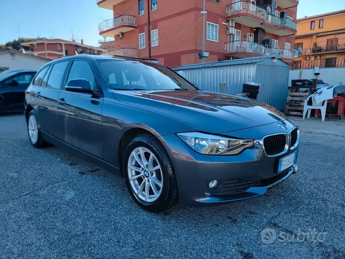 Usata BMW 320 Sport Line 184 CV (135 kW) 2015 Grigio Station wagon