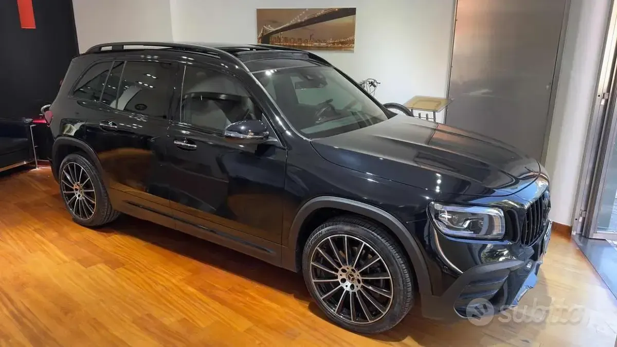 Usata Mercedes GLB200 Premium 150 CV (110 kW) 2021 Nero SUV