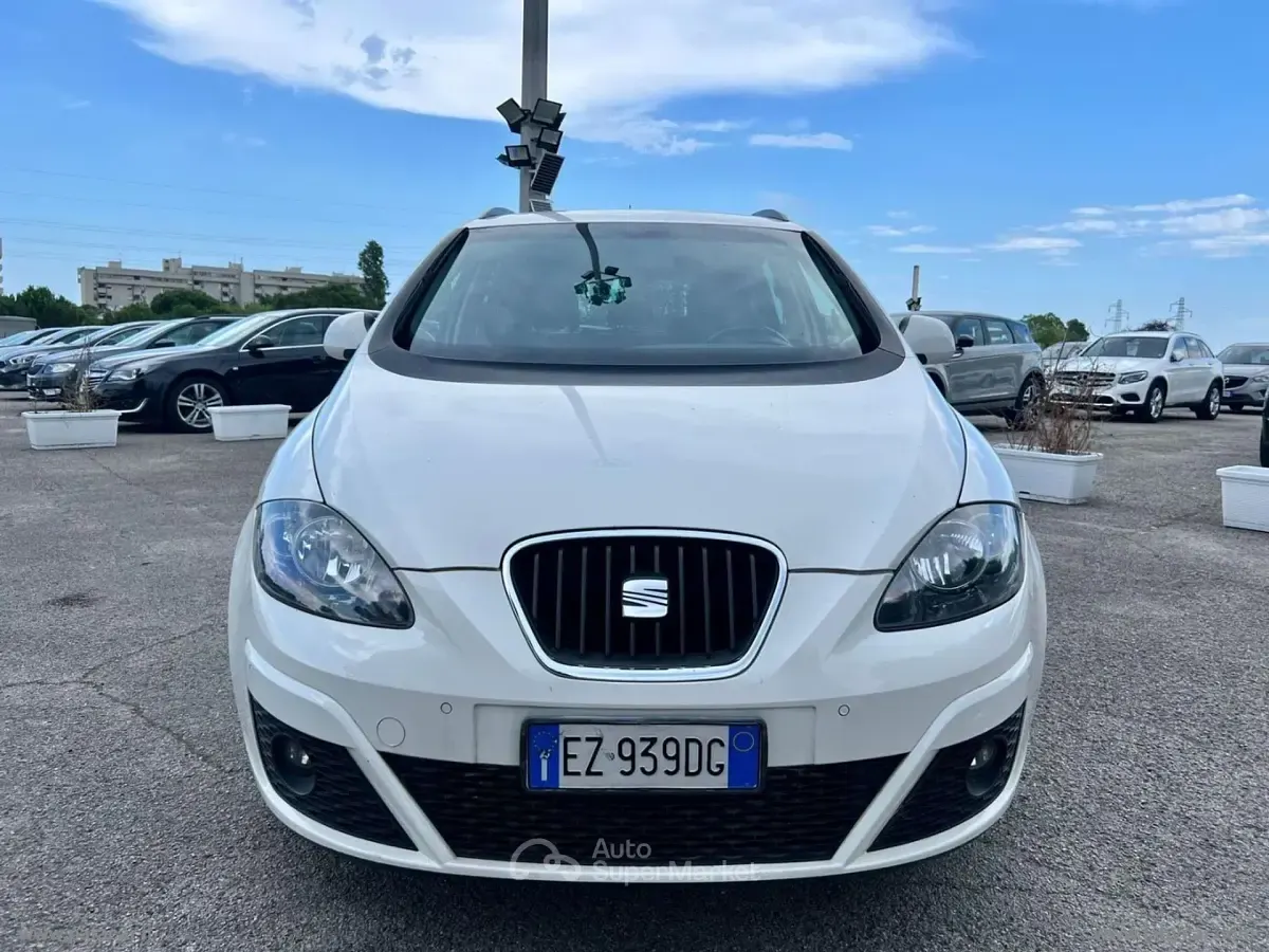 Usata Seat Altea XL I-Tech 105 CV (77 kW) 2015 Bianco Monovolume