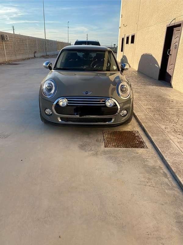 Usata Mini ONE 102 CV (75 kW) 2014 Utilitaria