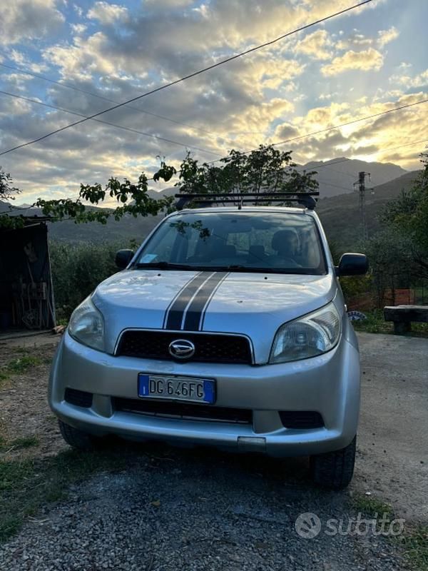 Usata Daihatsu Terios 86 CV (63 kW) 2008 Grigio SUV