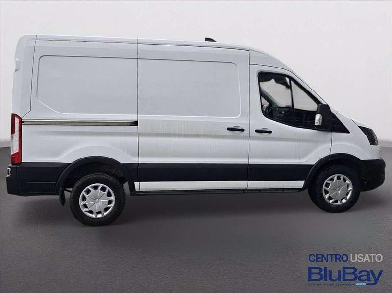 Usata Ford Transit Trend 131 CV (96 kW) 2022 Frozen white Furgone