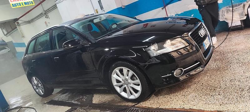 Usata Audi A3 140 CV (102 kW) 2012 Nero Utilitaria