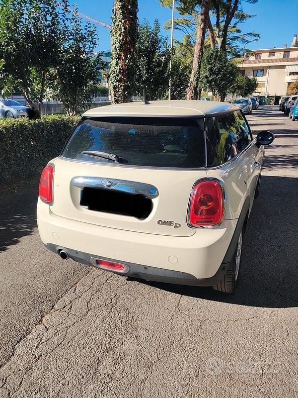 Usata Mini One D 95 CV (69 kW) 2015 Utilitaria