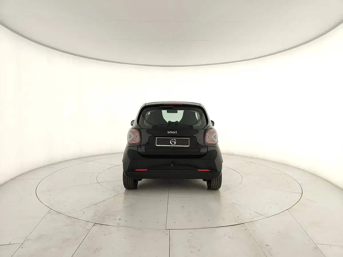 Usata Smart ForTwo Electric Drive Pulse 41 kW (56 CV) 2022 Nero Coupé
