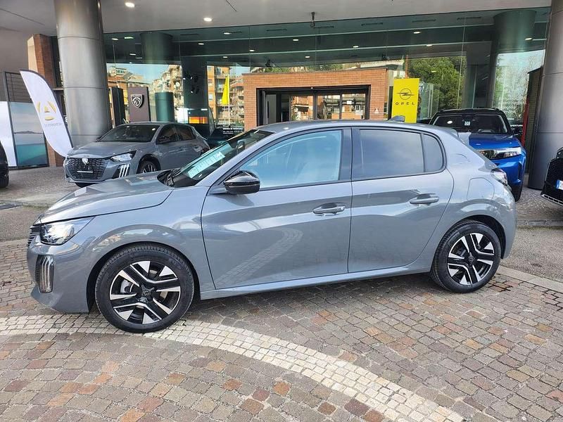Usata Peugeot 208 Allure 101 CV (74 kW) 2025 Grigio Utilitaria