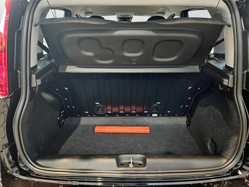 Usata Fiat Panda 70 CV (51 kW) 2025 Nero Utilitaria