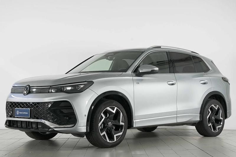 Usata VW Tiguan R-line 150 CV (110 kW) 2025 SUV