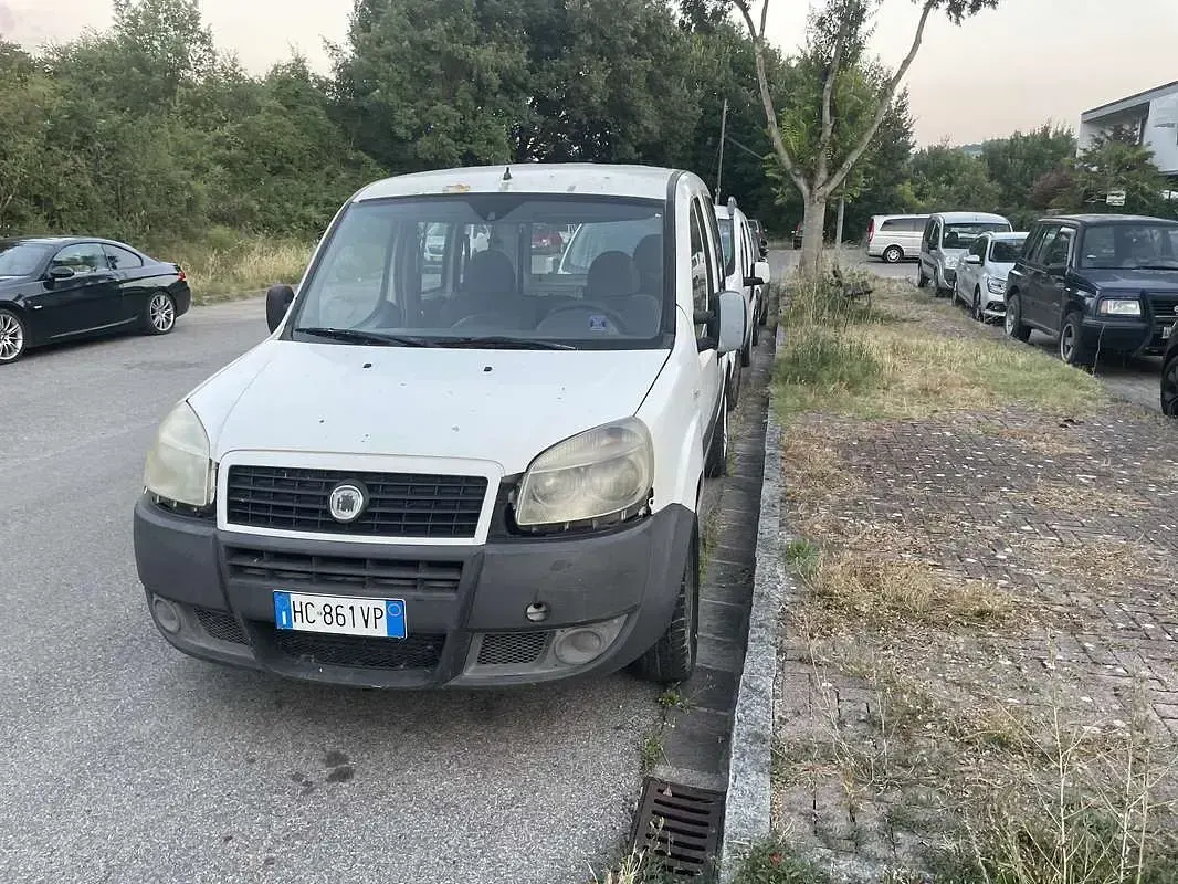 Usata Fiat Doblò 84 CV (61 kW) 2008 Monovolume