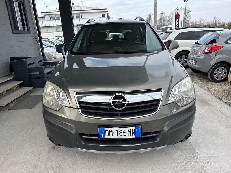 Usata Opel Antara Edition+ 150 CV (110 kW) 2008 Grigio SUV