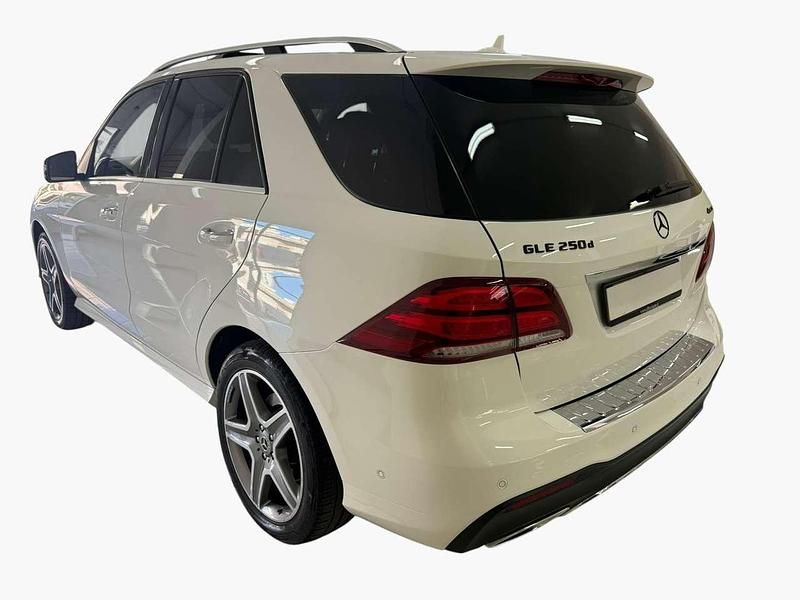 Begagnad Mercedes GLE250 Premium Plus 204 HK (150 kW) 2018 Vit SUV