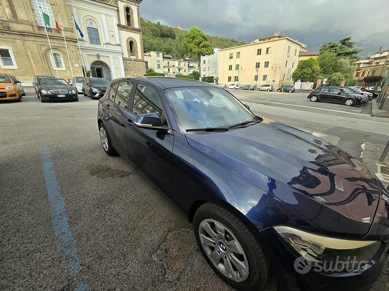 Usata BMW 116 2018 Blu Utilitaria