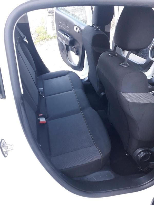 Begagnad Citroën C3 Feel 102 HK (75 kW) 2020 Vit Sedan