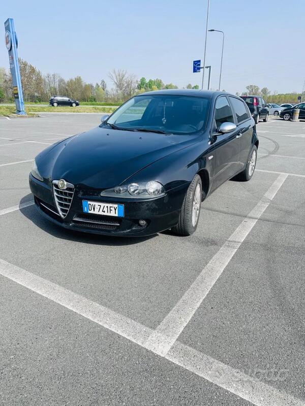 Usato 2009 Alfa Romeo 147 1.9 Diesel 116 CV (2.000 €)