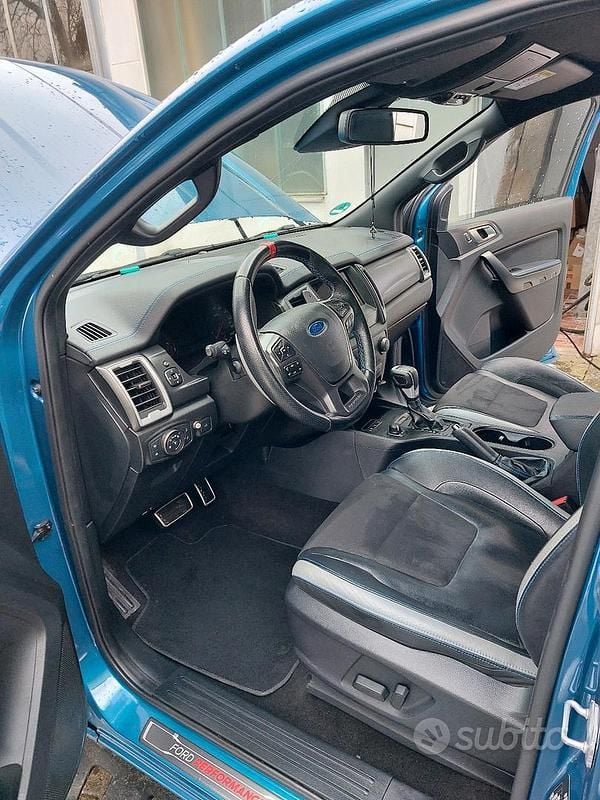 Usata Ford Ranger Raptor 213 CV (156 kW) 2022 Blu Pick-up