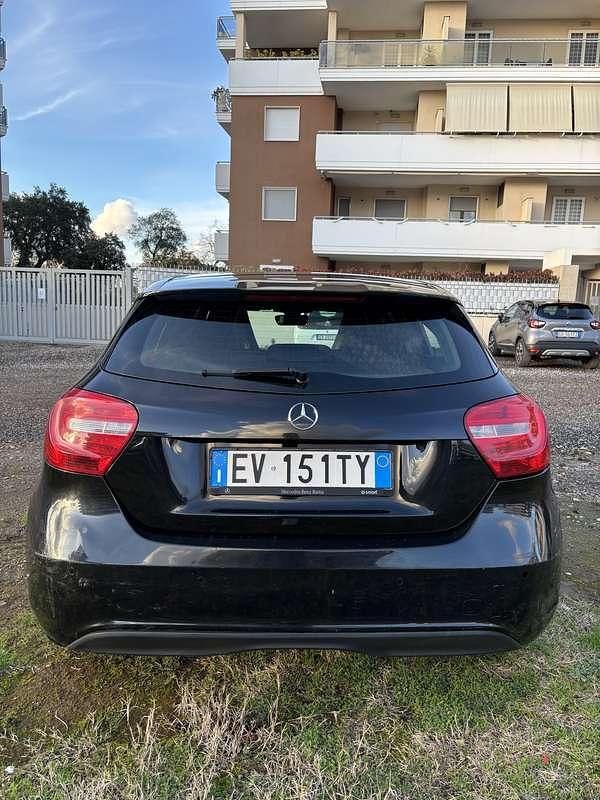 Usata Mercedes A180 109 CV (80 kW) 2014 Berlina