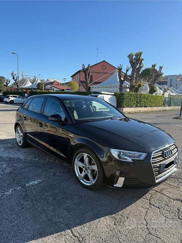 Usata Audi A3 Sport 116 CV (85 kW) 2017 Nero Berlina