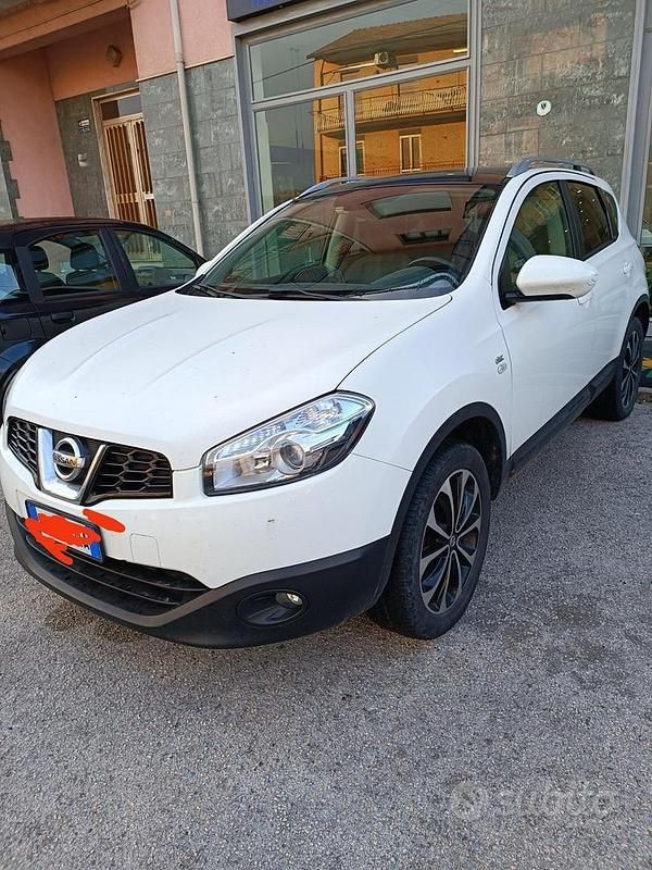 Usata Nissan Qashqai 115 CV (84 kW) 2012 Bianco SUV