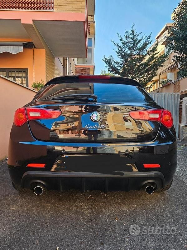 Usata Alfa Romeo Giulietta Distinctive 170 CV (125 kW) 2010 Nero Berlina