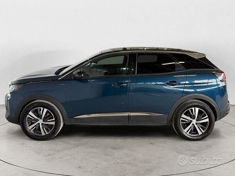 Usata Peugeot 3008 Allure 302 CV (222 kW) 2023 Blu SUV