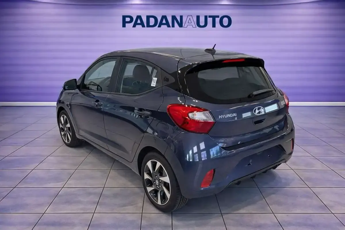 Nuova Hyundai i10 61 CV (44 kW) 2025 Grigio Utilitaria