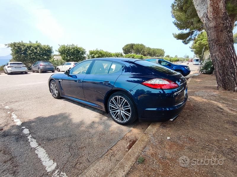 Usata Porsche Panamera 300 CV (220 kW) 2011 Blu Berlina