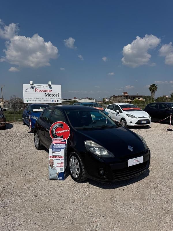 Usata Renault Clio IV 75 CV (55 kW) 2012 Nero Berlina